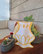 The Classic Paper Vase - Image 2